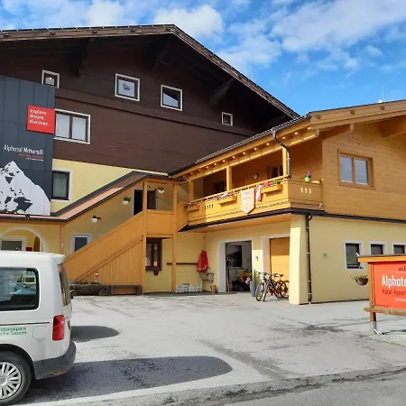 Hotell Alphotel Incl National Park Sommercard 3*