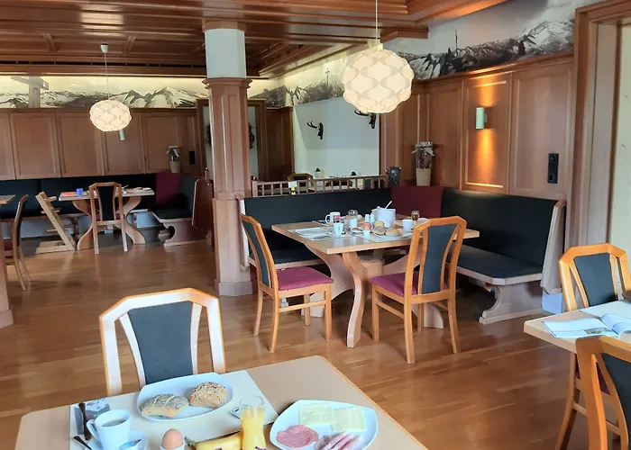 Alphotel ホテル ミッタージル
